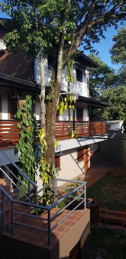 Ambay Suites & Dorms Puerto Iguazu Exterior photo